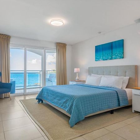 Maho Beach House - Grand Ocean Suite Bagian luar foto