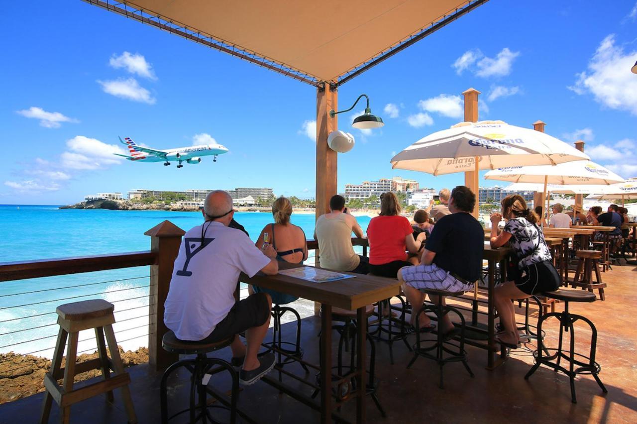 Maho Beach House - Grand Ocean Suite Bagian luar foto