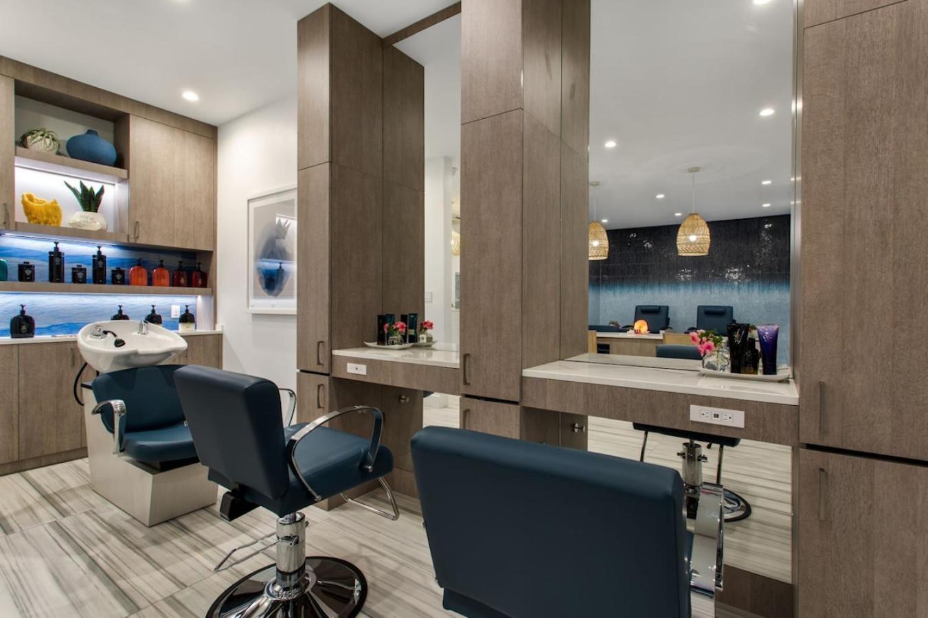 Maho Beach House - Grand Ocean Suite Bagian luar foto