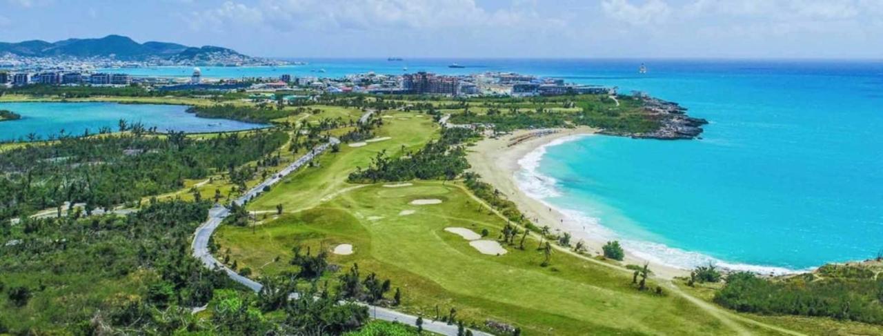 Maho Beach House - Grand Ocean Suite Bagian luar foto