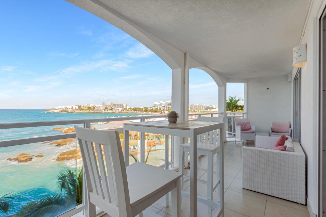 Maho Beach House - Grand Ocean Suite Bagian luar foto