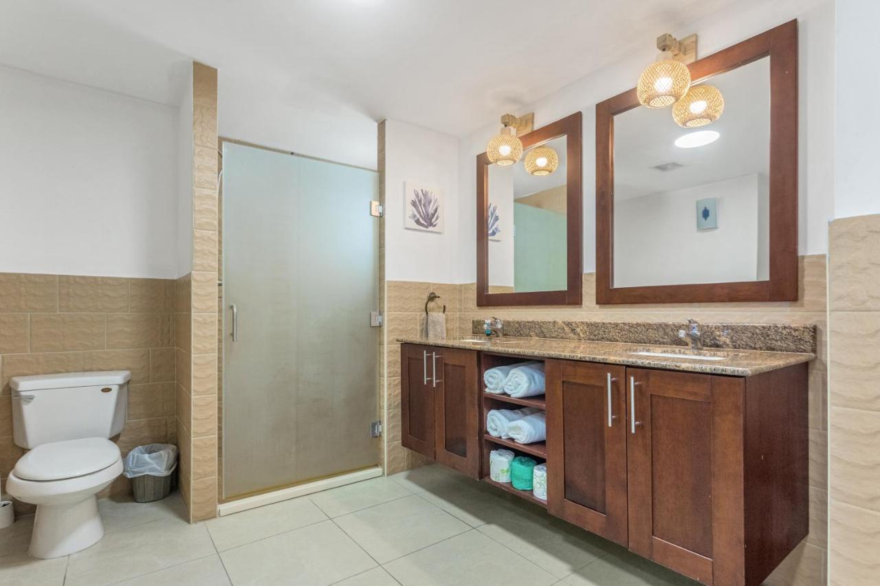 Maho Beach House - Grand Ocean Suite Bagian luar foto